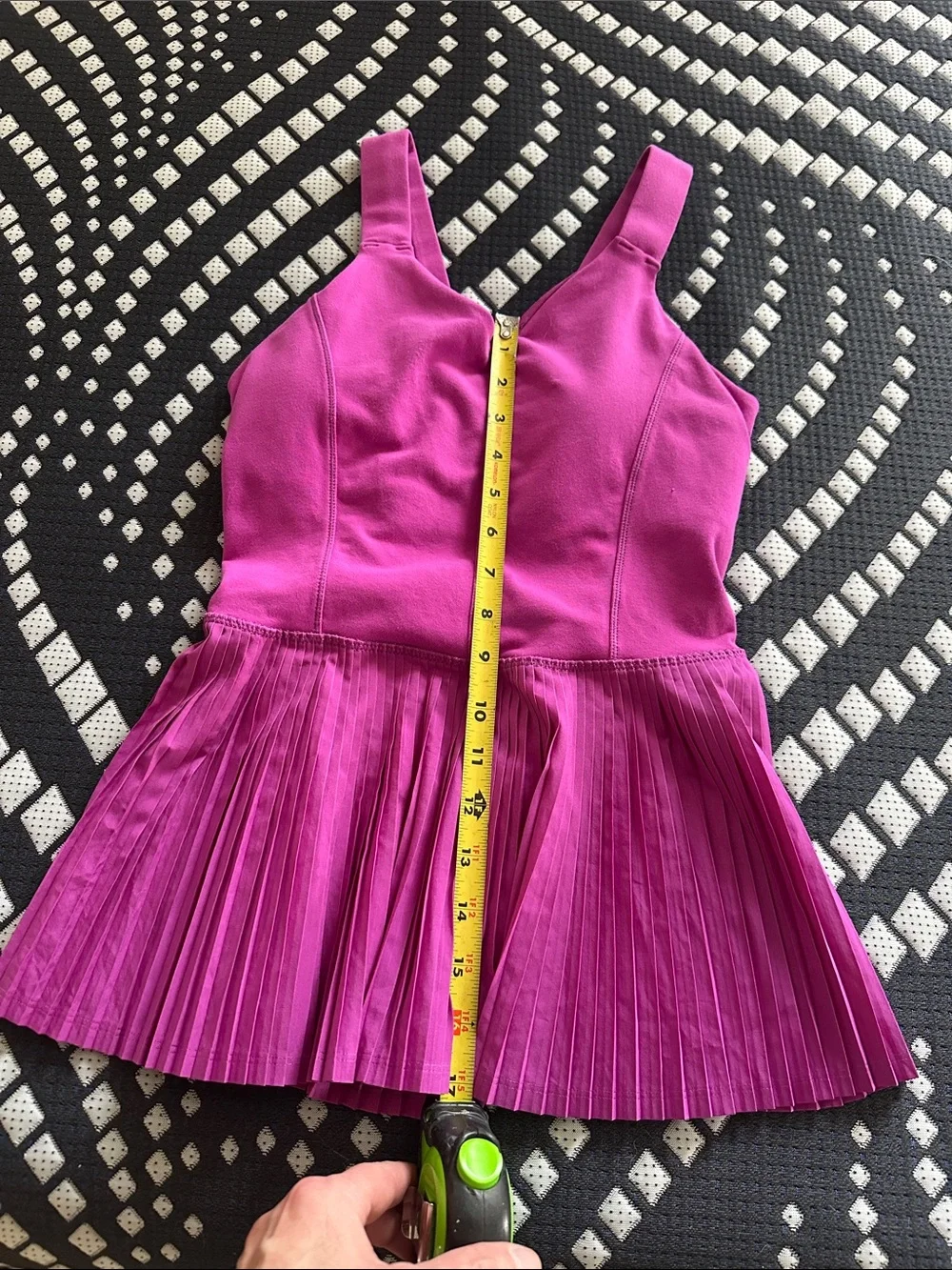 lululemon athletica Purple Pleated Hem Tank Top peplum see measurements - Picture 5 of 7